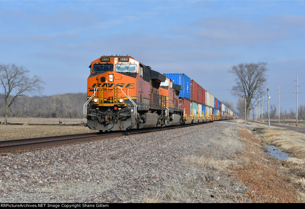 BNSF 3989